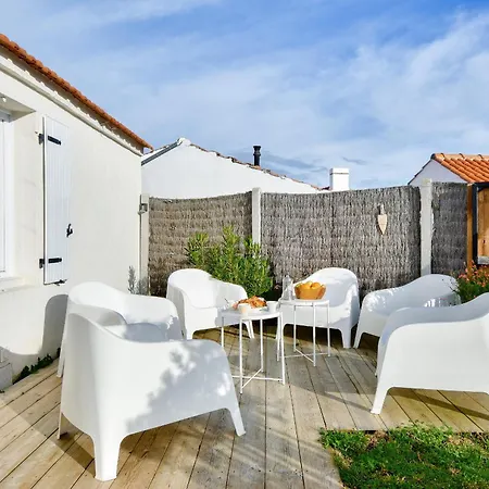 Charmante Maison Avec Jardin A 100 M De La 度假居